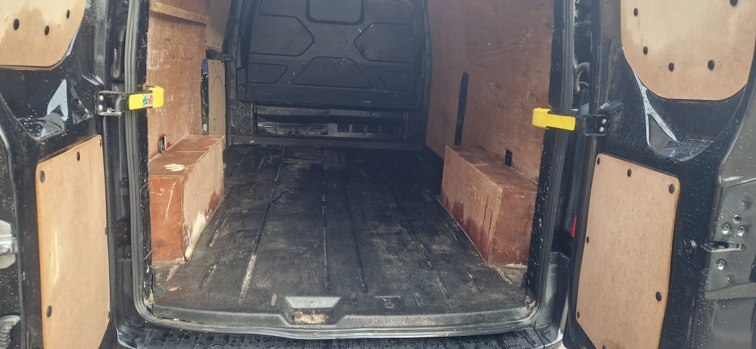 Used Ford Transit Custom 2017 for sale - 76777705: Photo 7