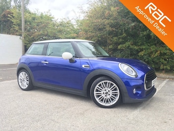 Used MINI Hatch 2018 for sale - 75631112: Photo