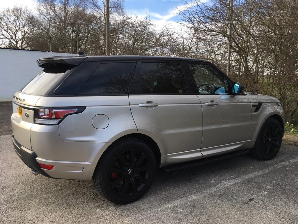 Used Land Rover Range Rover Sport 2015 for sale - 76429730: Photo 9