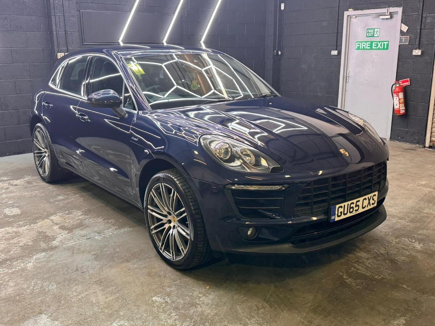 Used Porsche Macan 2015 for sale - 76982762: Photo 21