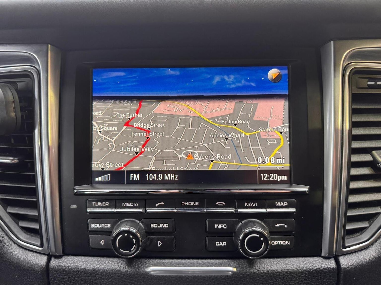 Used Porsche Macan 2015 for sale - 76982762: Photo 37