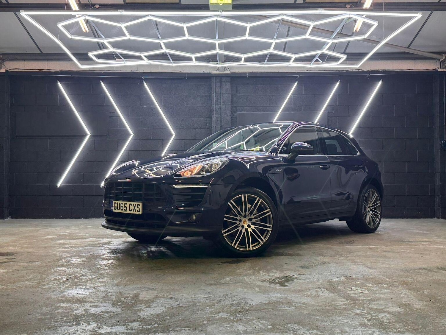 Used Porsche Macan 2015 for sale - 76982762: Photo 4