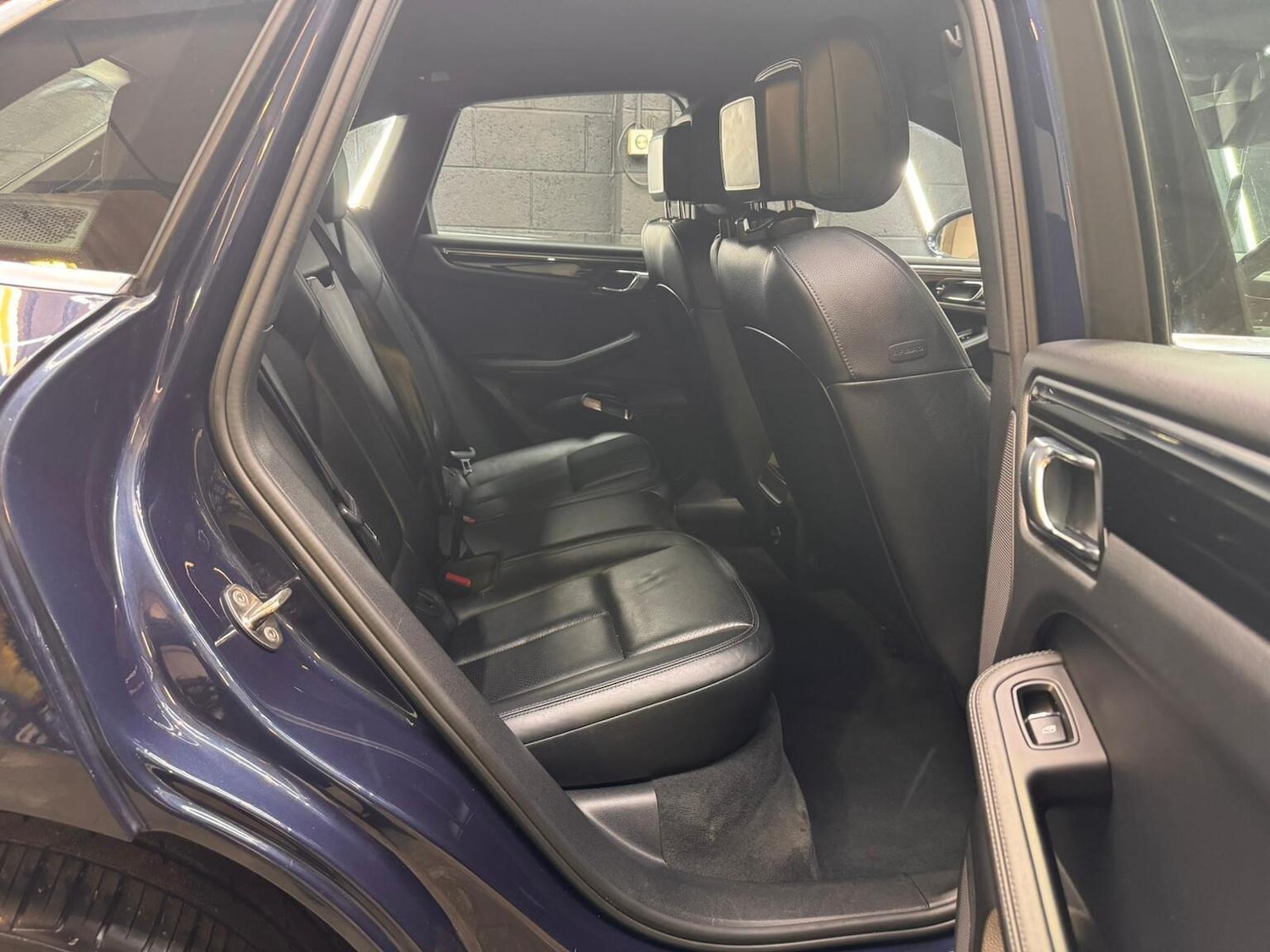 Used Porsche Macan 2015 for sale - 76982762: Photo 42