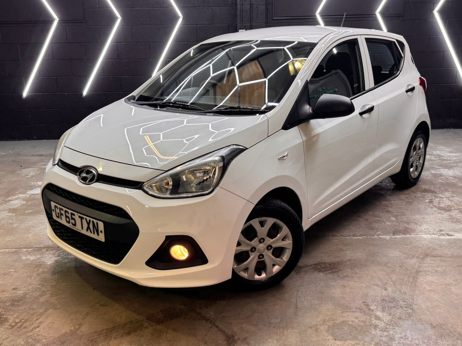 Used Hyundai i10 2015 for sale - 78182875: Photo 14