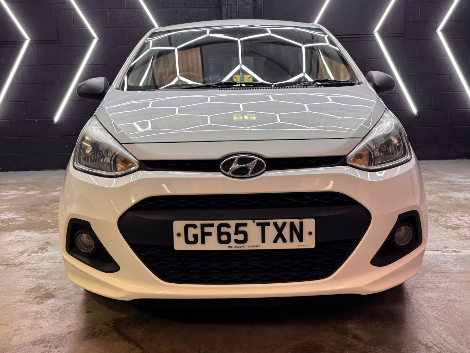 Used Hyundai i10 2015 for sale - 78182875: Photo 16