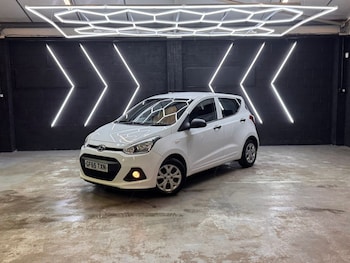 Used Hyundai i10 2015 for sale - 78182875: Photo