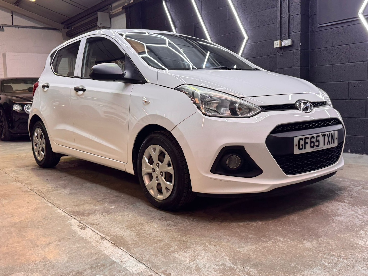 Used Hyundai i10 2015 for sale - 78182875: Photo 25