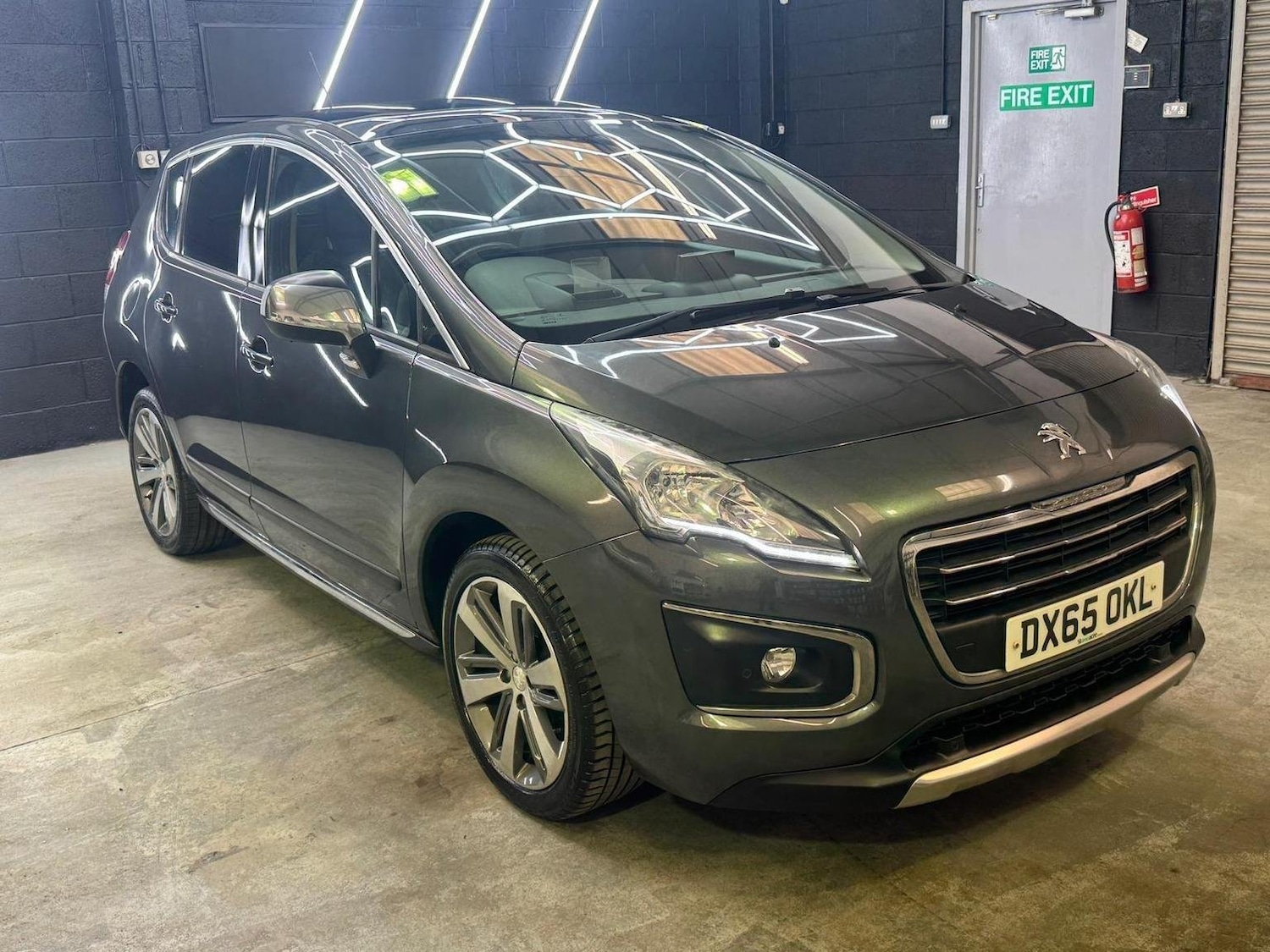 Used Peugeot 3008 2015 for sale - 76793395: Photo 21