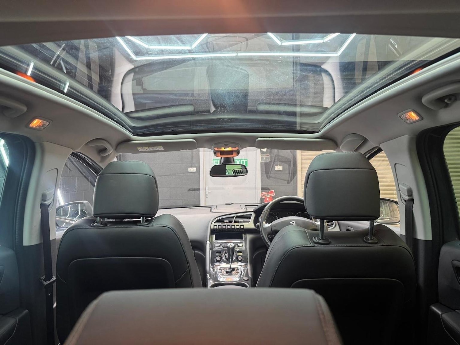 Used Peugeot 3008 2015 for sale - 76793395: Photo 32