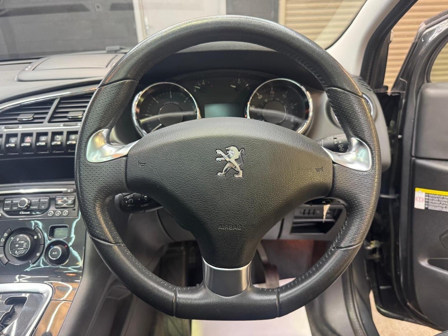 Used Peugeot 3008 2015 for sale - 76793395: Photo 33