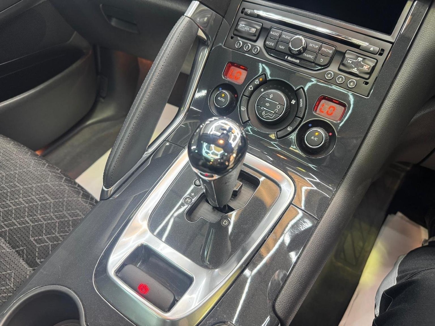 Used Peugeot 3008 2015 for sale - 76793395: Photo 40