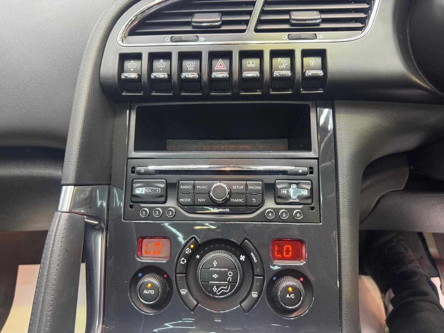 Used Peugeot 3008 2015 for sale - 76793395: Photo 41