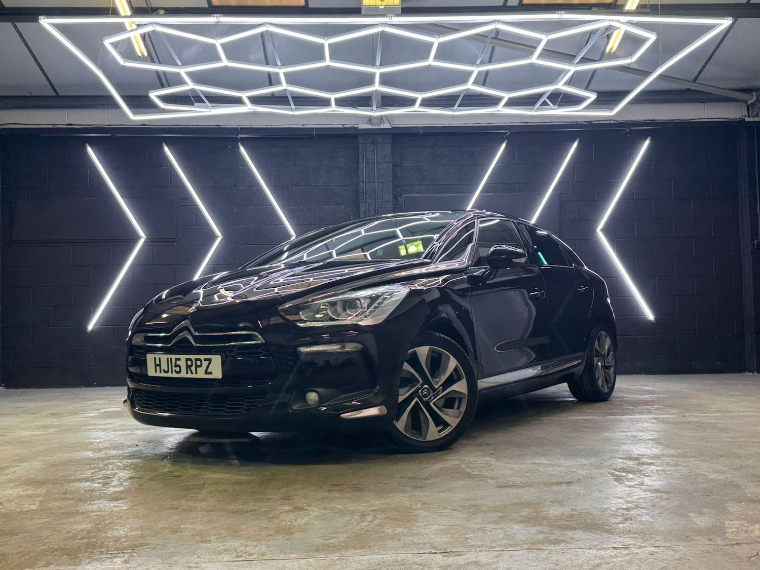 Used Citroen DS5 2015 for sale - 77830119: Photo 10