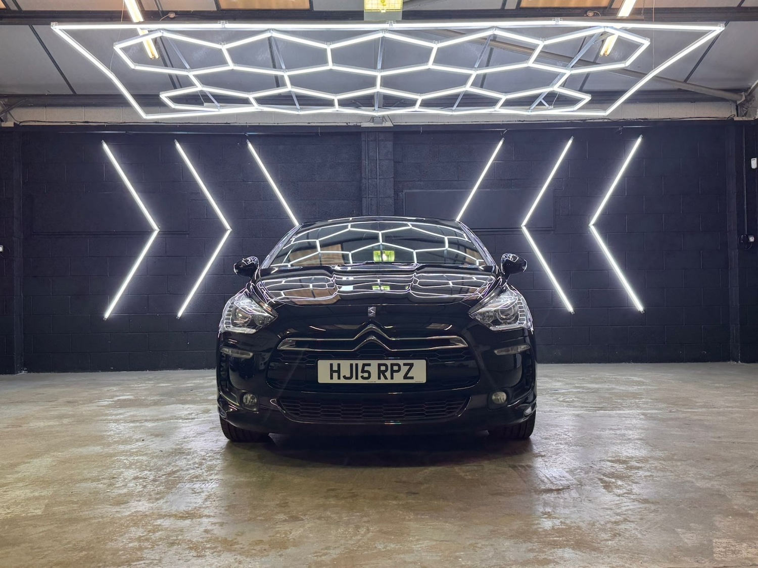 Used Citroen DS5 2015 for sale - 77830119: Photo 14