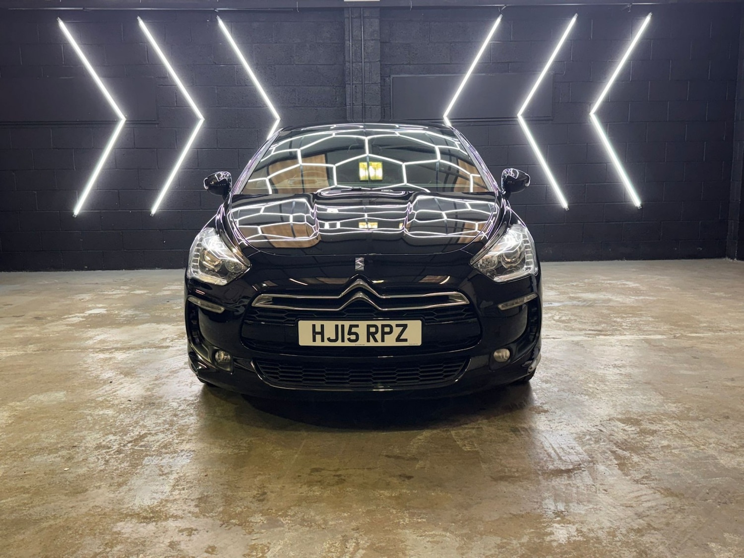 Used Citroen DS5 2015 for sale - 77830119: Photo 19