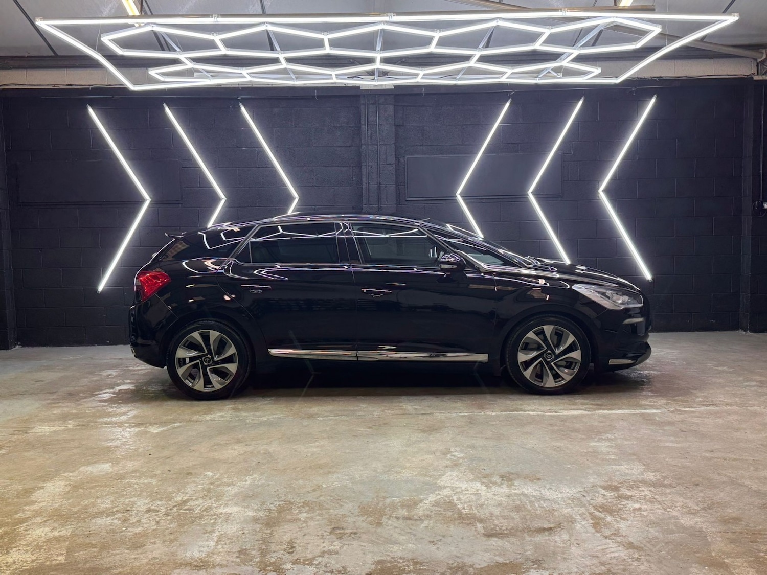 Used Citroen DS5 2015 for sale - 77830119: Photo 26