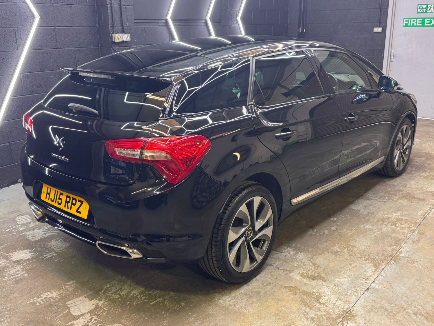Used Citroen DS5 2015 for sale - 77830119: Photo 27