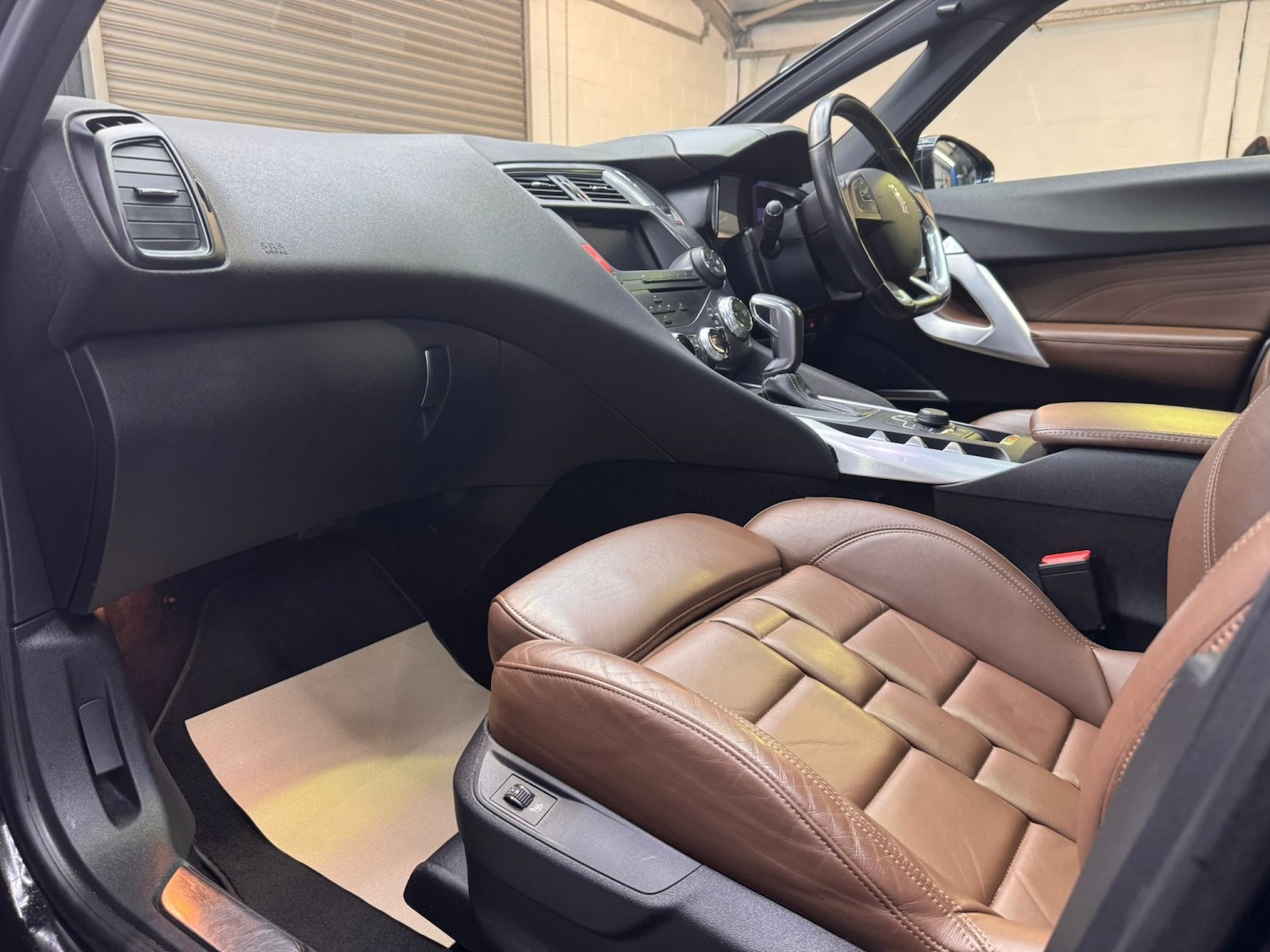 Used Citroen DS5 2015 for sale - 77830119: Photo 47