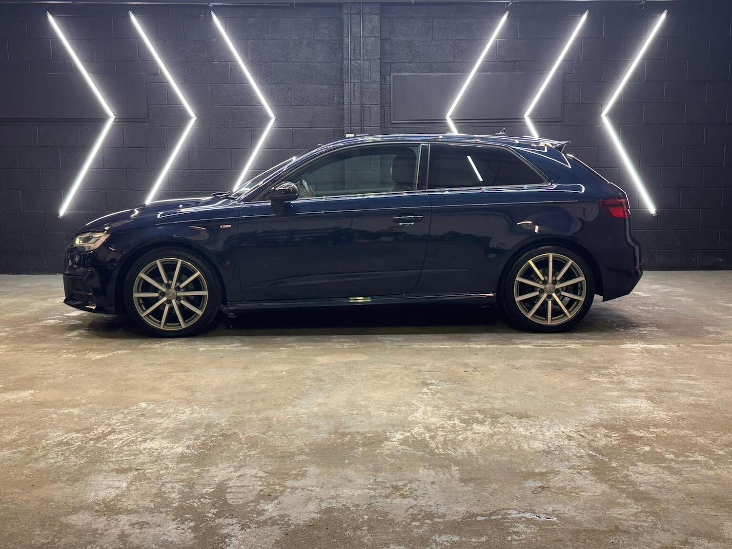 Used Audi A3 2017 for sale - 77438357: Photo 9