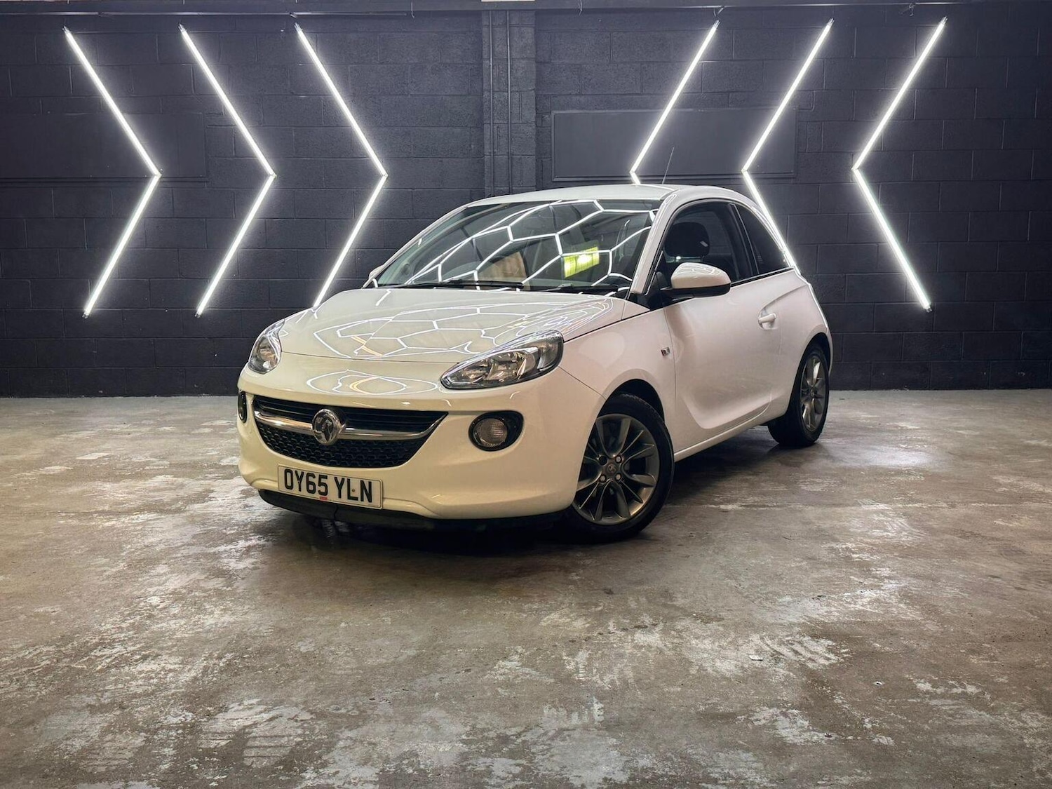 Used Vauxhall ADAM 2015 for sale - 77423419: Photo 2