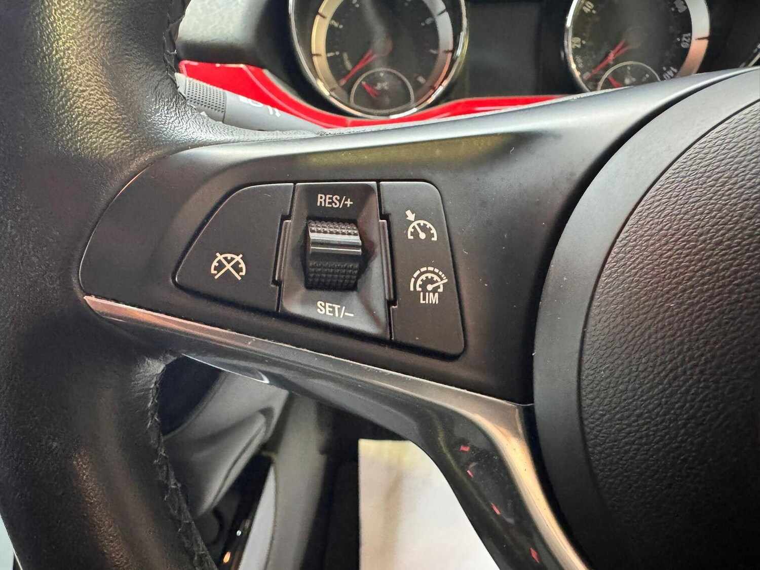 Used Vauxhall ADAM 2015 for sale - 77423419: Photo 37