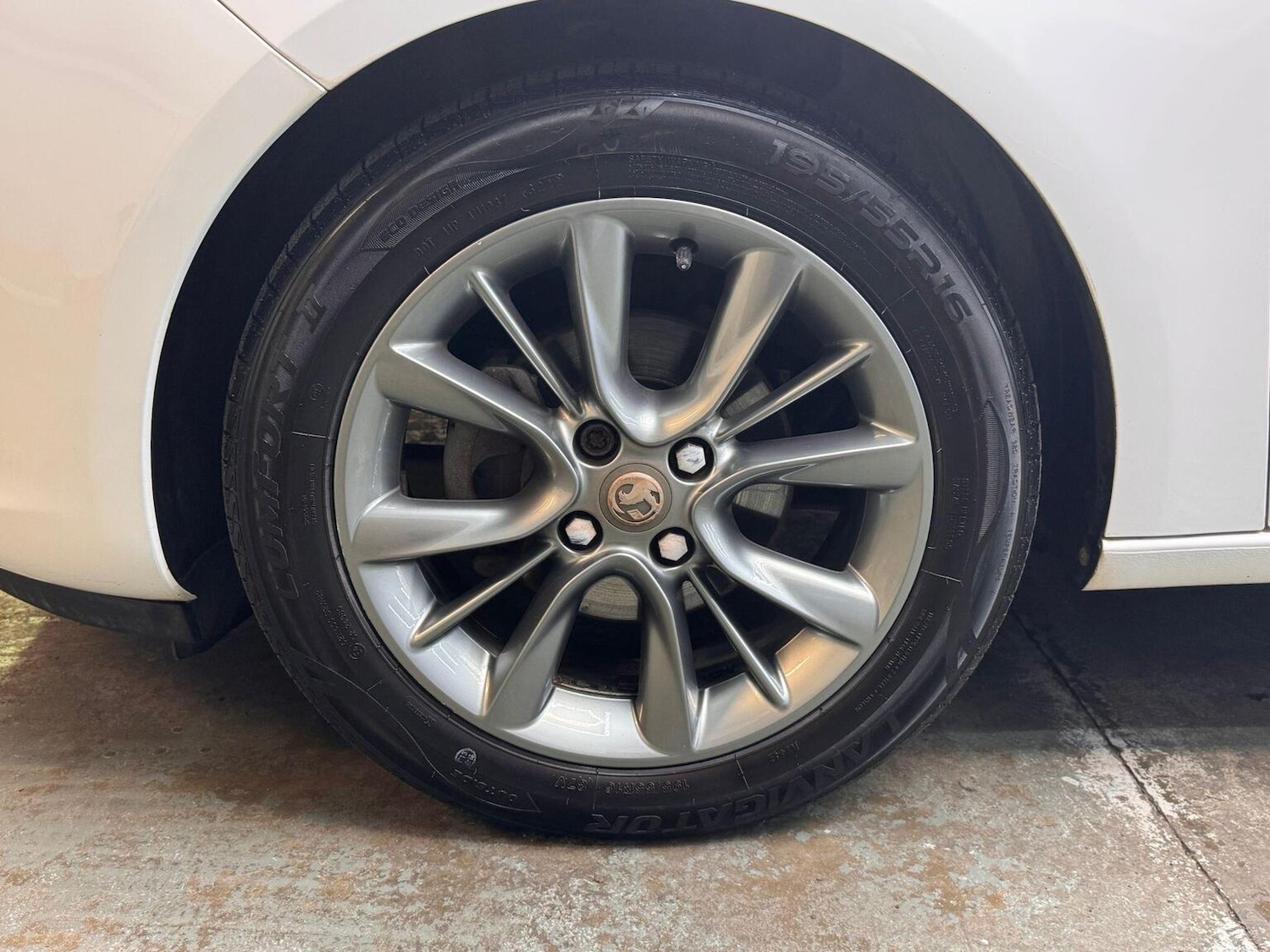 Used Vauxhall ADAM 2015 for sale - 77423419: Photo 48