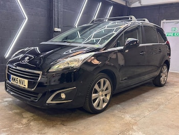 Used Peugeot 5008 2015 for sale - 78992191: Photo