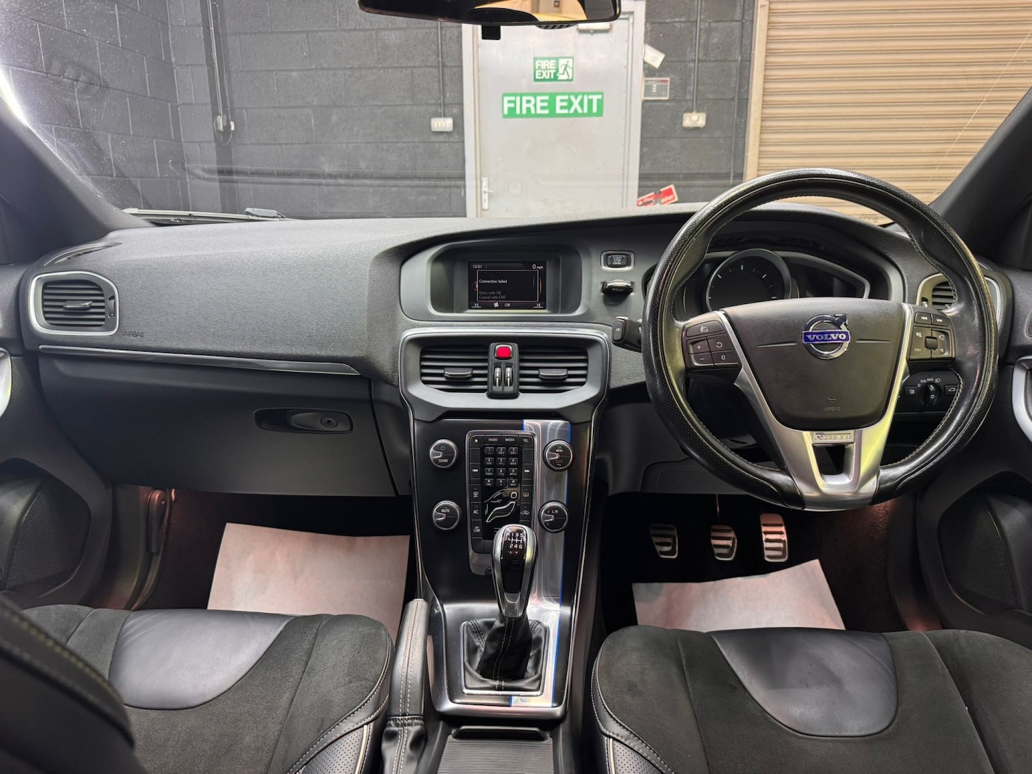 Used Volvo V40 2014 for sale - 77668668: Photo 33