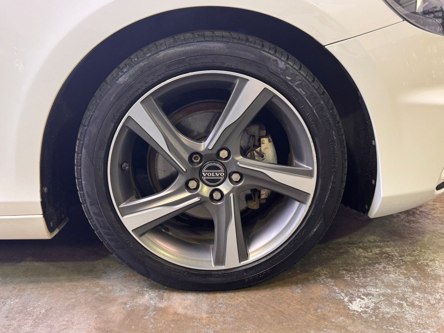 Used Volvo V40 2014 for sale - 77668668: Photo 53