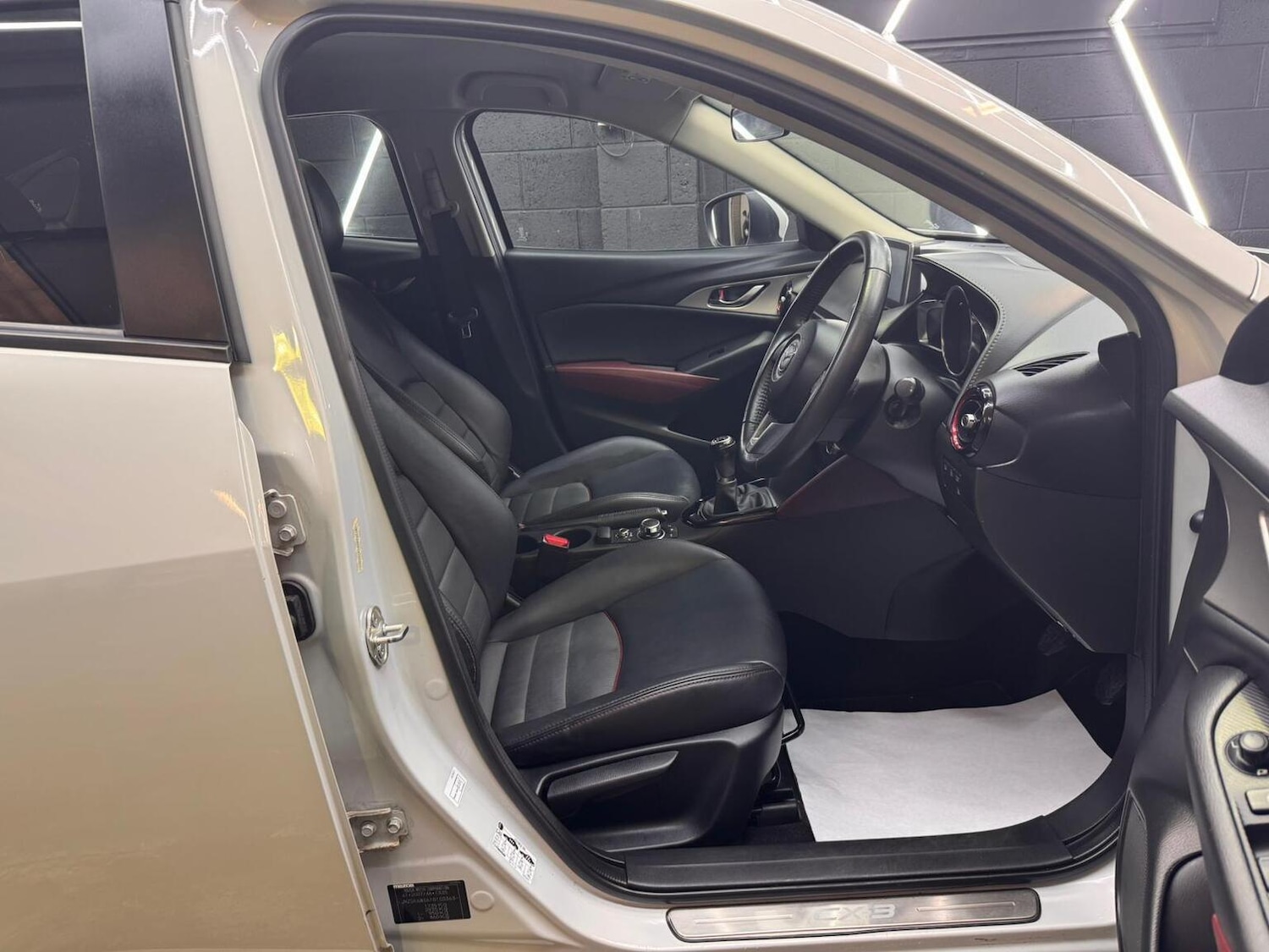 Used Mazda CX-3 2015 for sale - 77270980: Photo 34