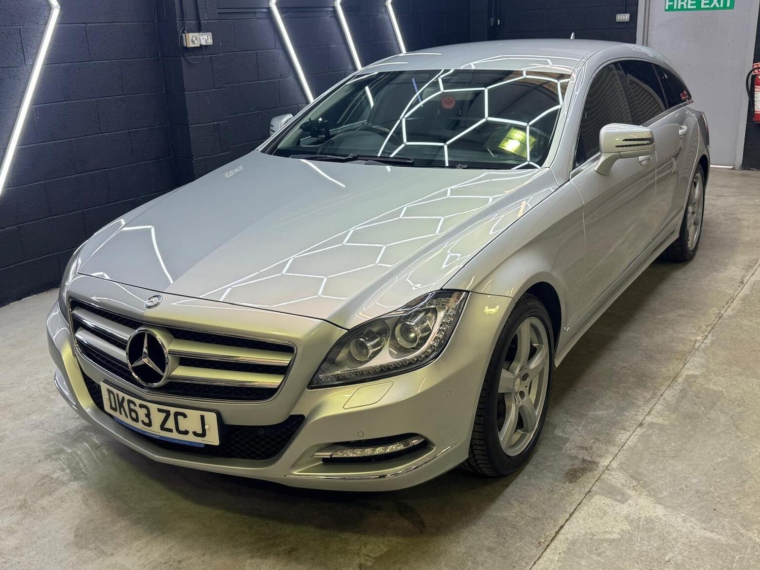 Used Mercedes-Benz CLS 2013 for sale - 76725738: Photo 5