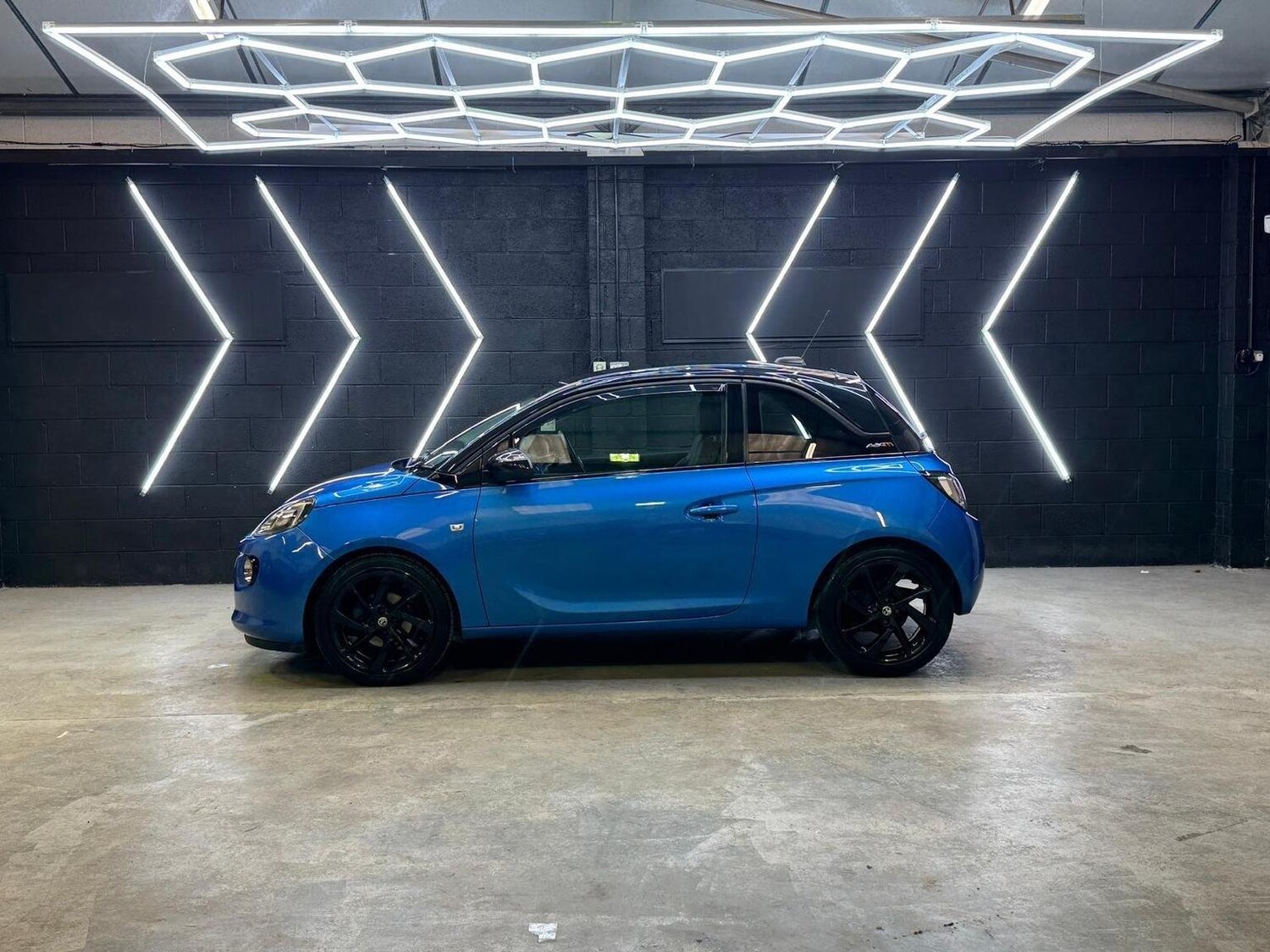 Used Vauxhall ADAM 2016 for sale - 76793393: Photo 6