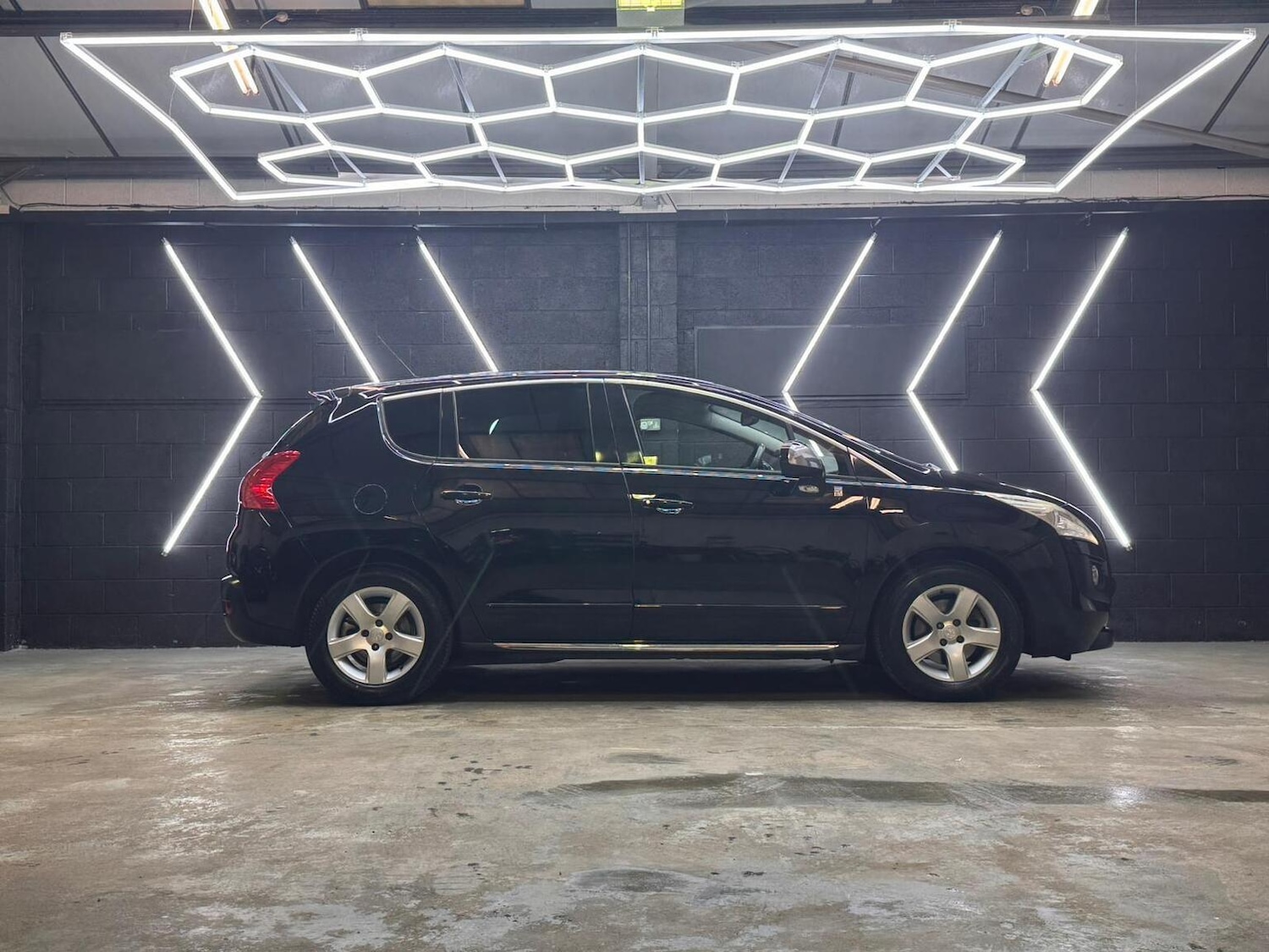 Used Peugeot 3008 2014 for sale - 76956928: Photo 23