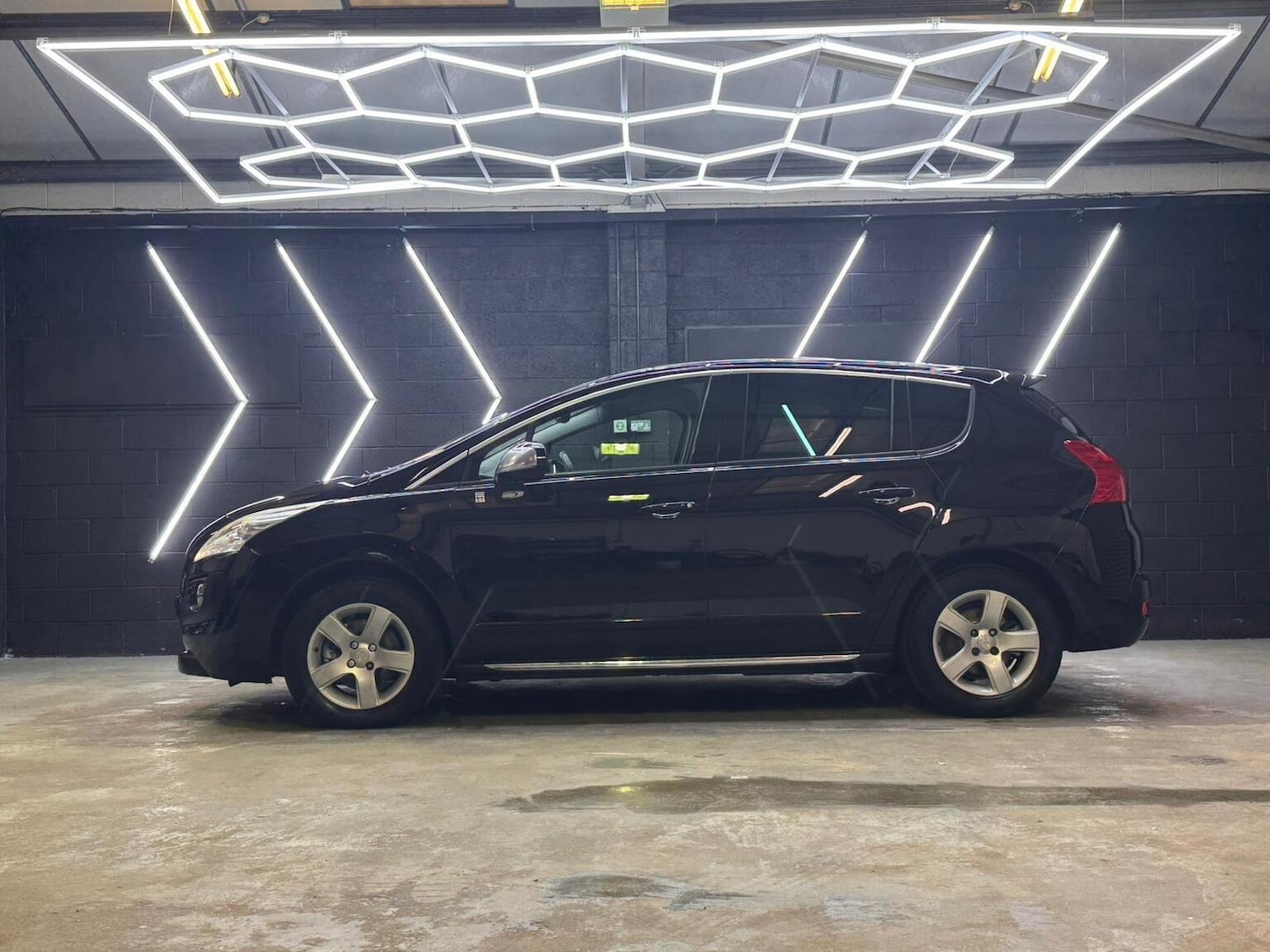 Used Peugeot 3008 2014 for sale - 76956928: Photo 3