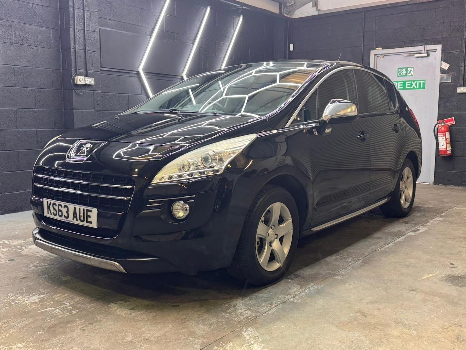 Used Peugeot 3008 2014 for sale - 76956928: Photo 4