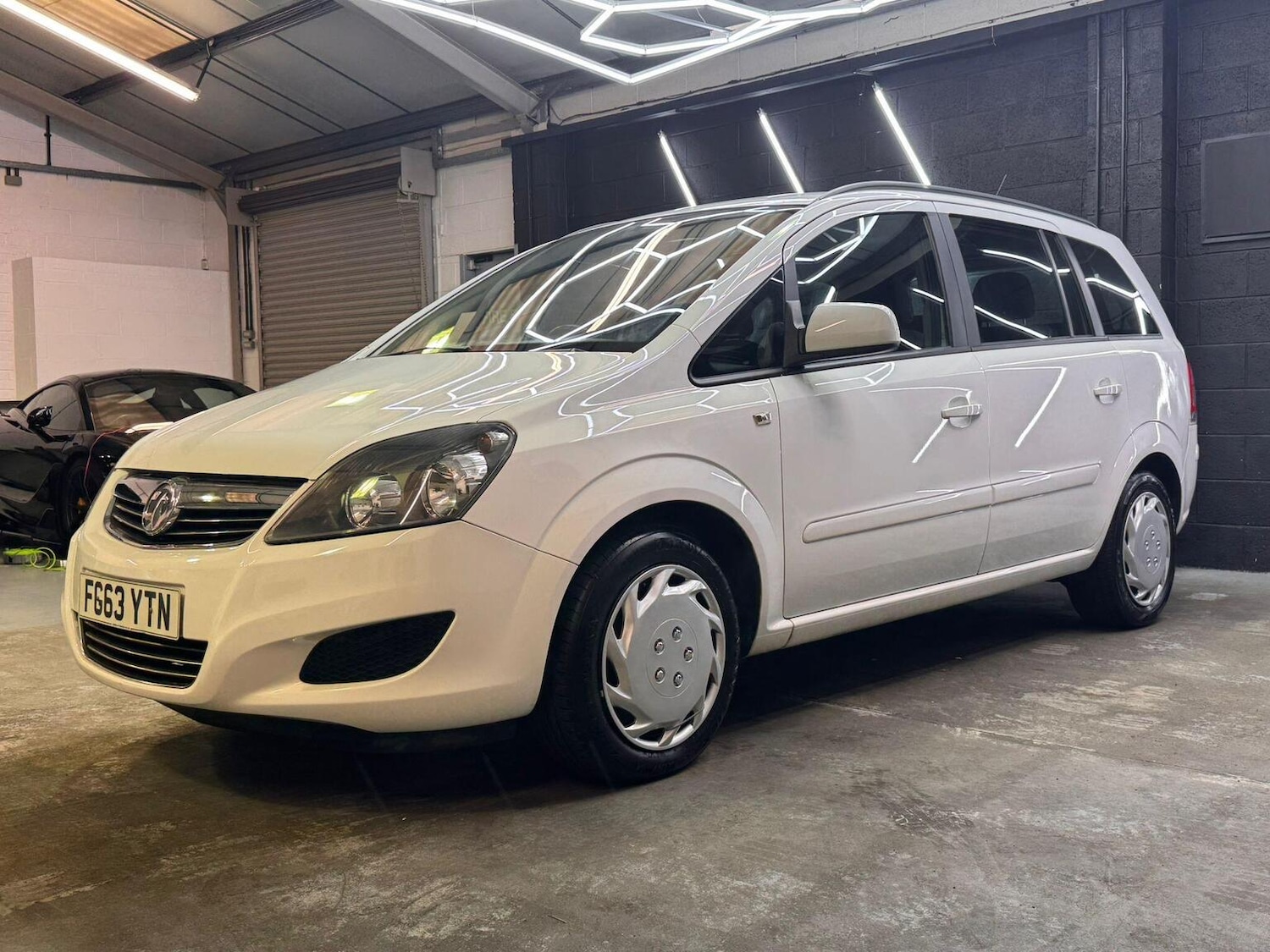 Used Vauxhall Zafira 2013 for sale - 76918421: Photo 10