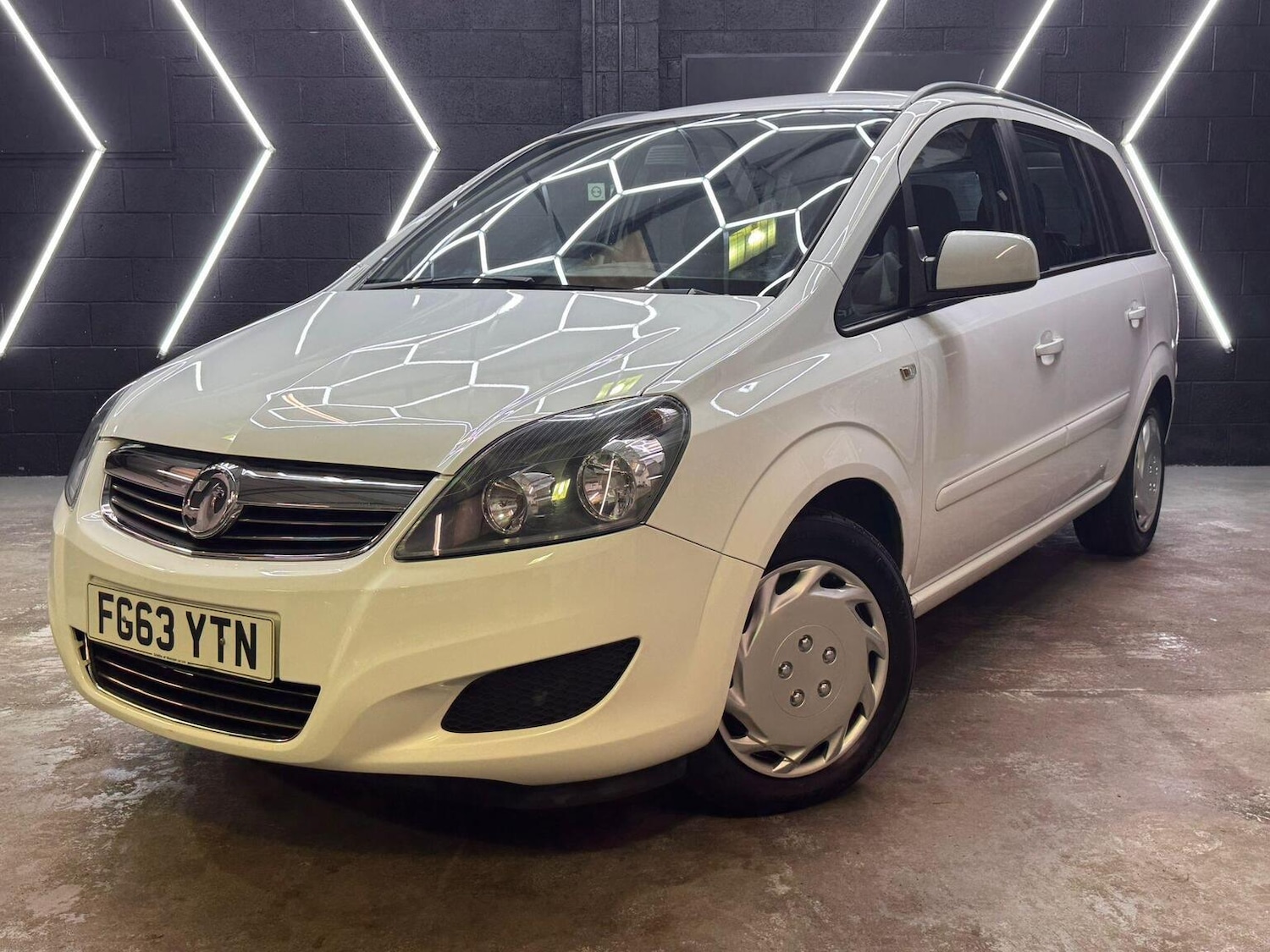 Used Vauxhall Zafira 2013 for sale - 76918421: Photo 11