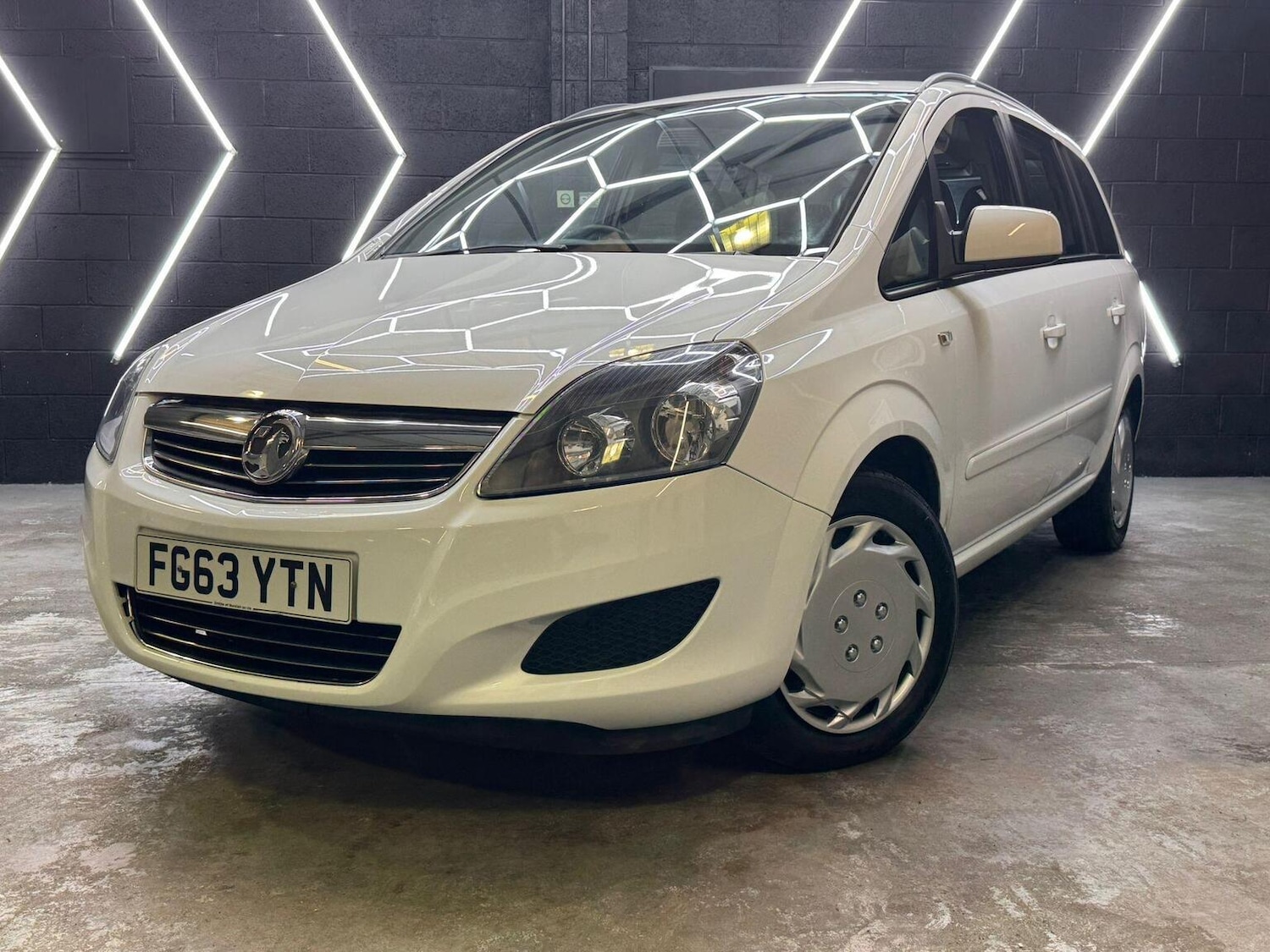 Used Vauxhall Zafira 2013 for sale - 76918421: Photo 12