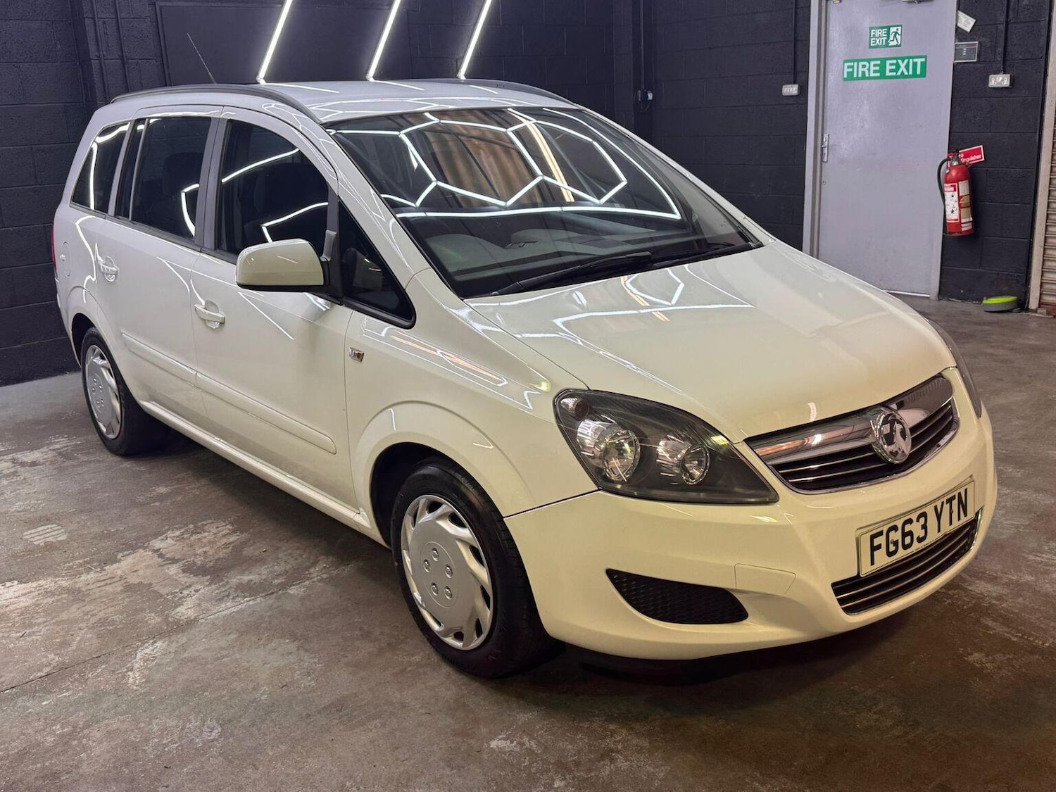 Used Vauxhall Zafira 2013 for sale - 76918421: Photo 13