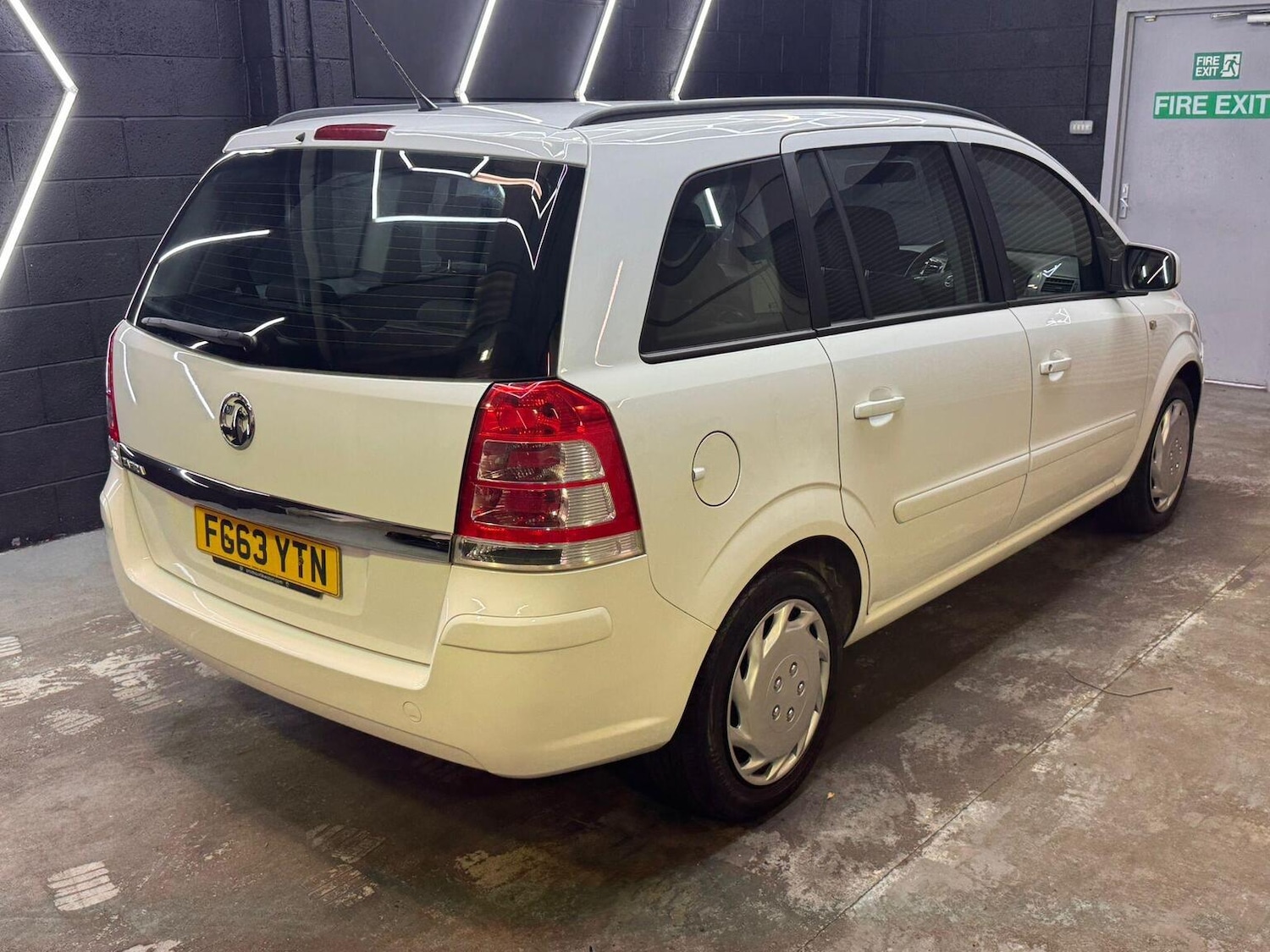 Used Vauxhall Zafira 2013 for sale - 76918421: Photo 16
