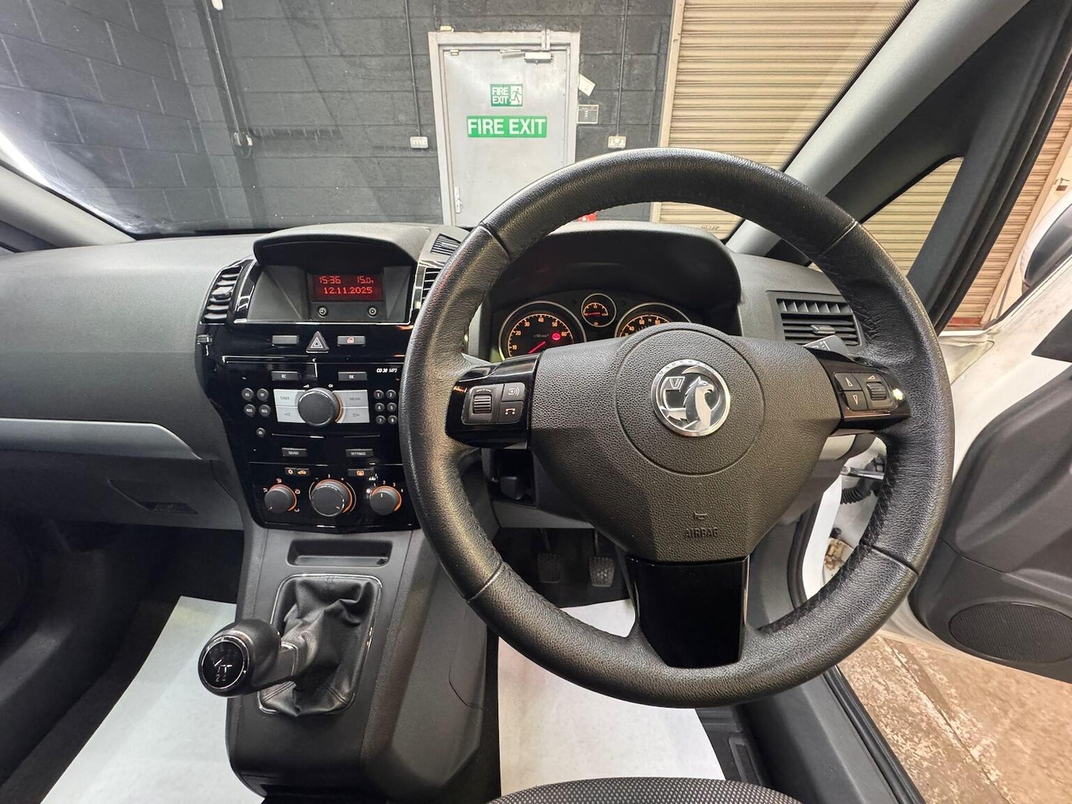 Used Vauxhall Zafira 2013 for sale - 76918421: Photo 27