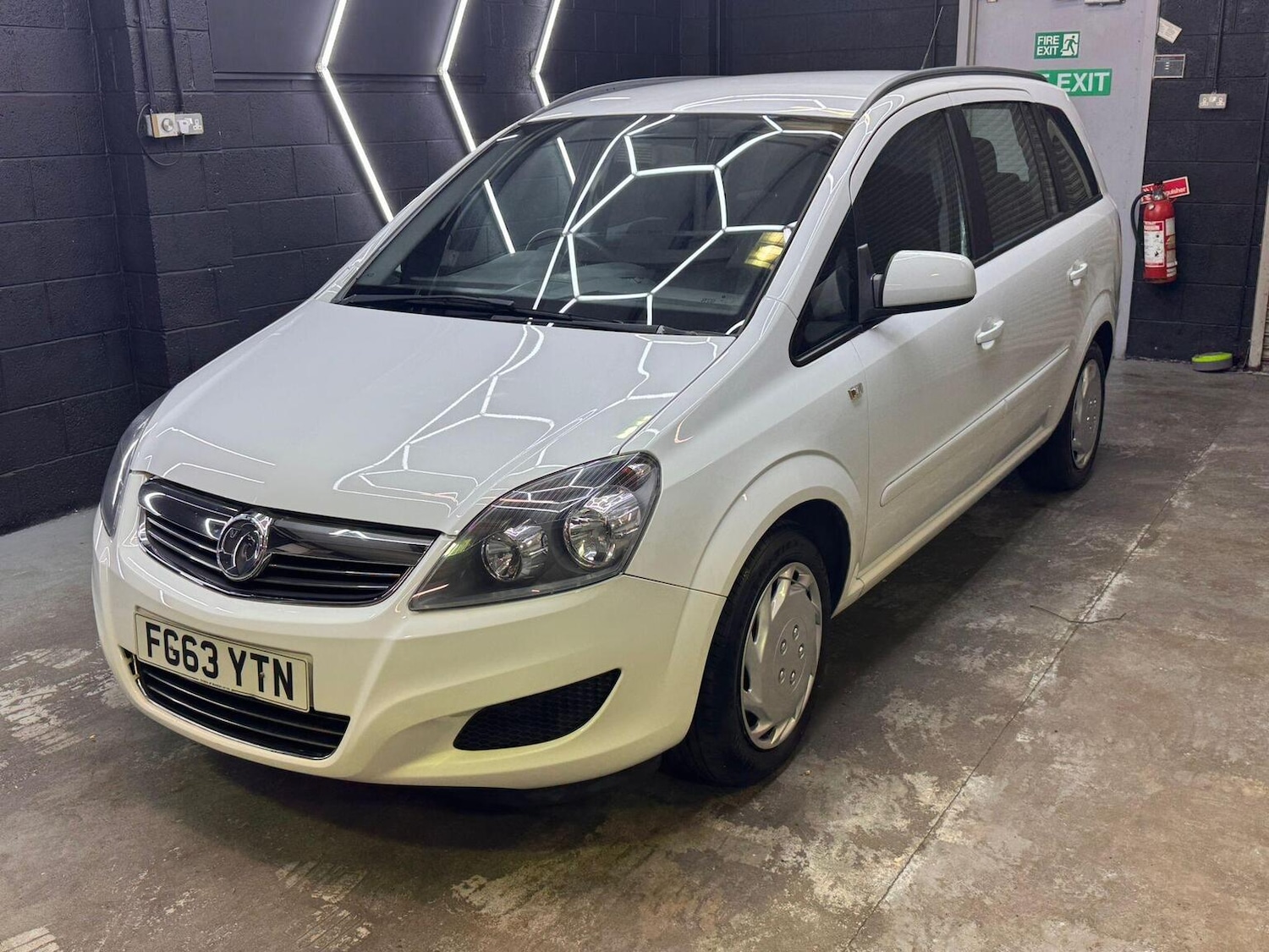 Used Vauxhall Zafira 2013 for sale - 76918421: Photo 5