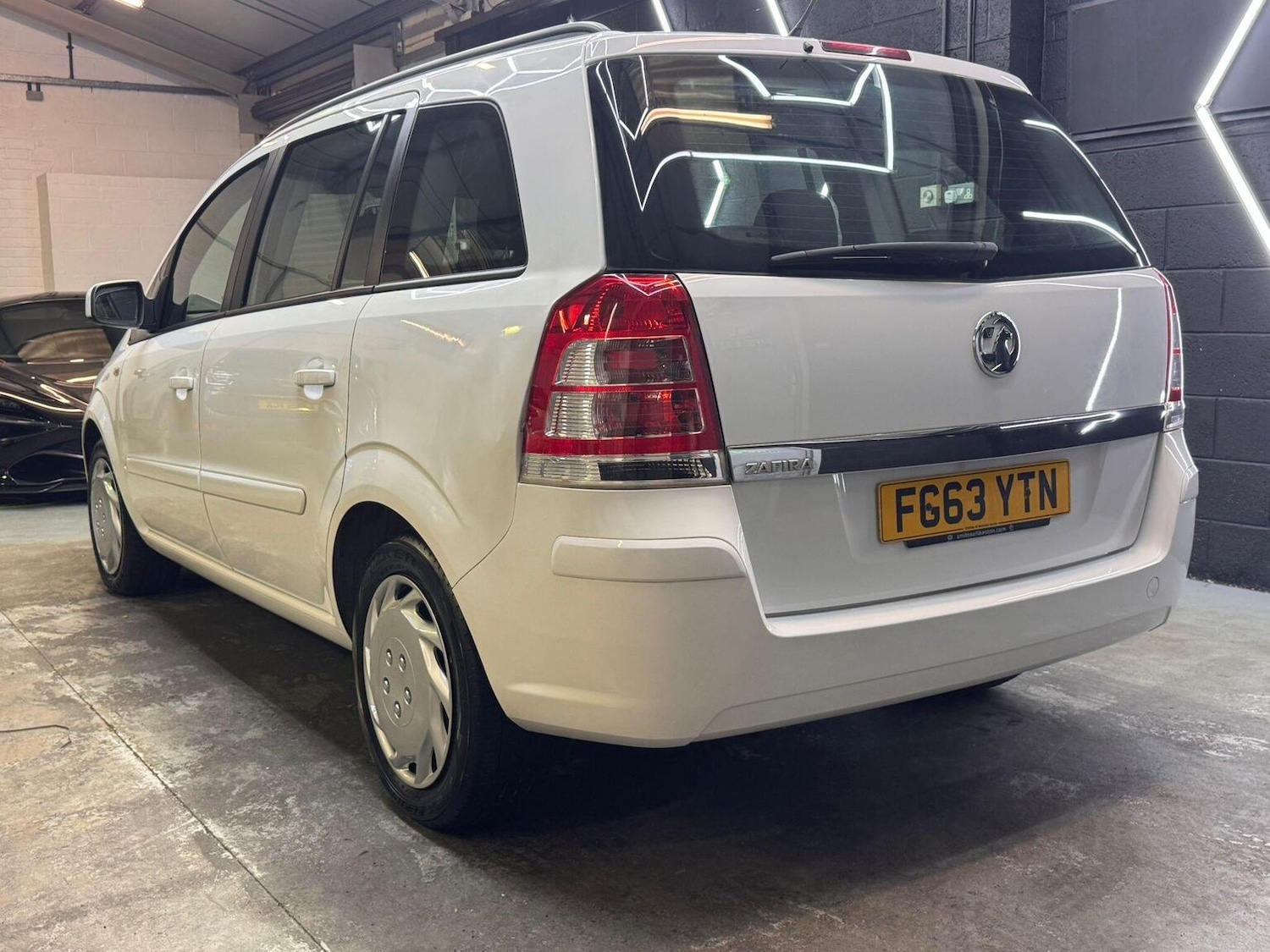 Used Vauxhall Zafira 2013 for sale - 76918421: Photo 8