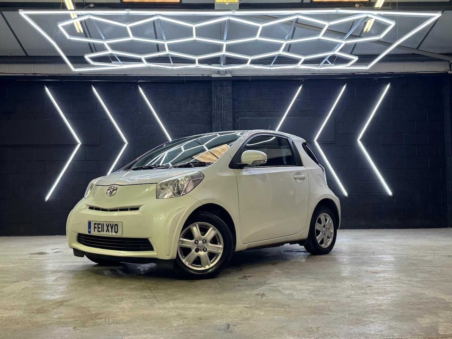 Used Toyota IQ 2011 for sale - 76725768: Photo 1