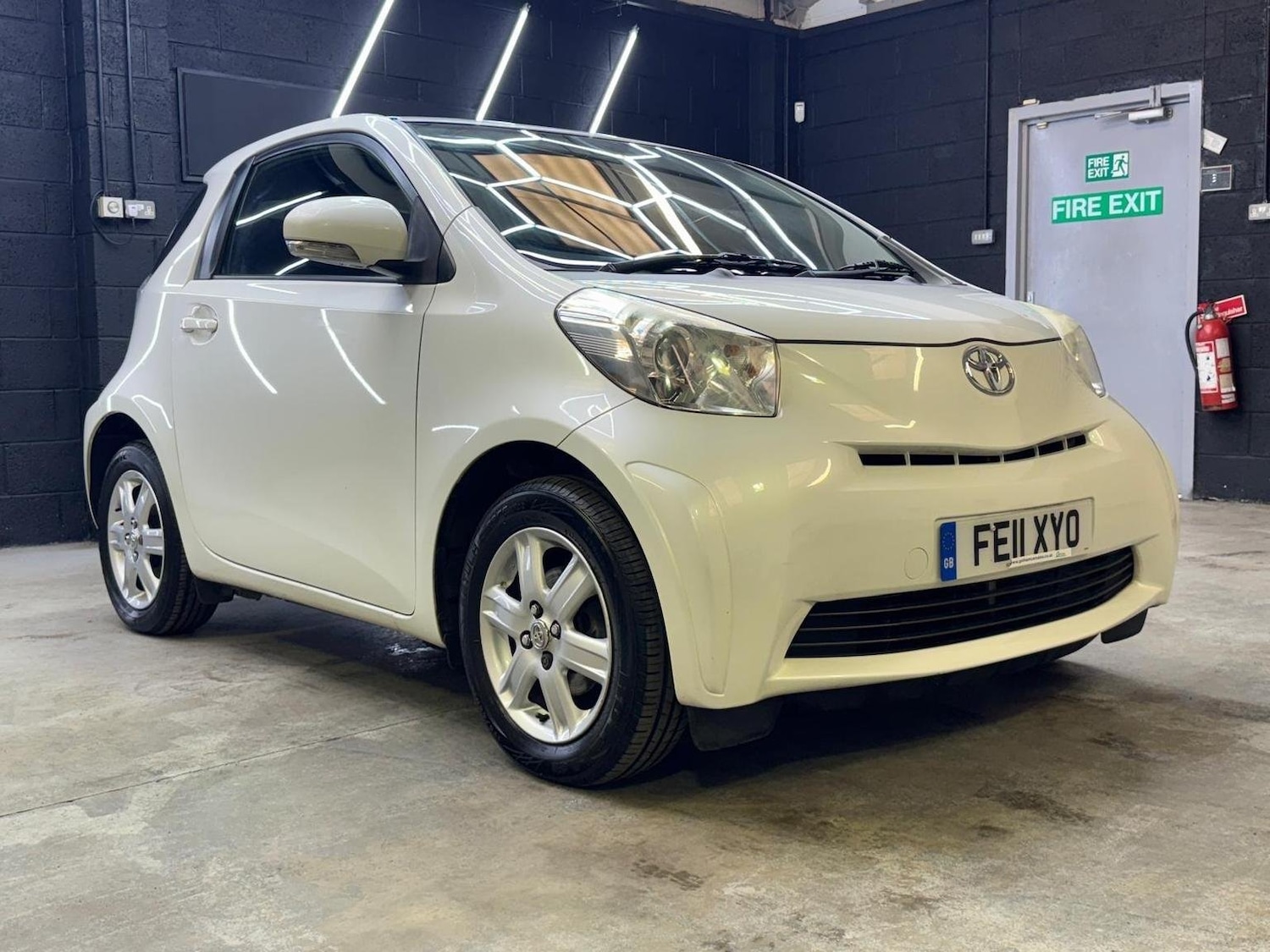 Used Toyota IQ 2011 for sale - 76725768: Photo 18