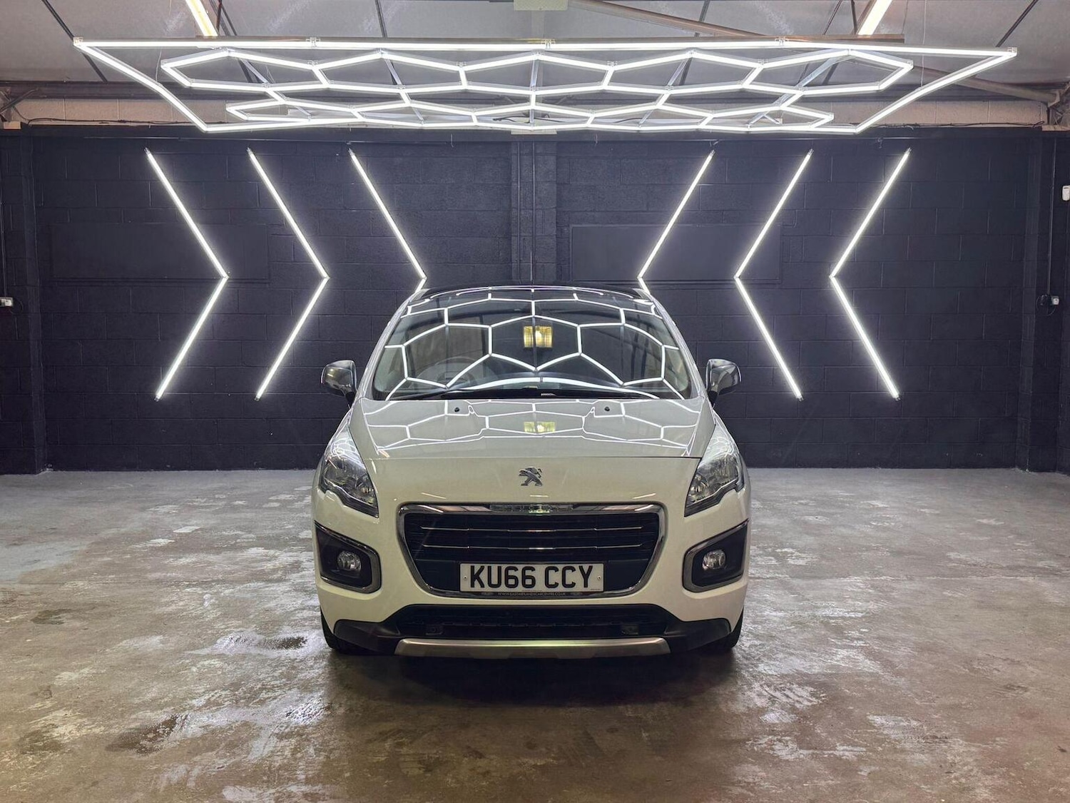 Used Peugeot 3008 2016 for sale - 76918419: Photo 17