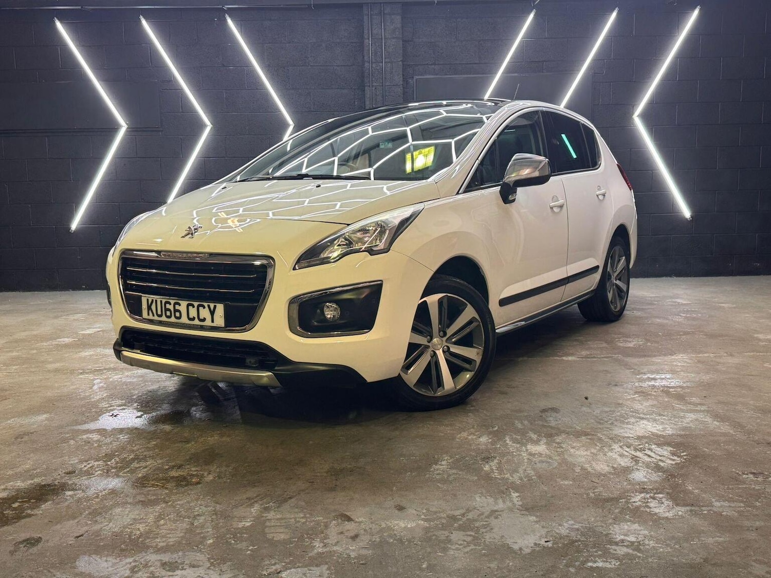 Used Peugeot 3008 2016 for sale - 76918419: Photo 2