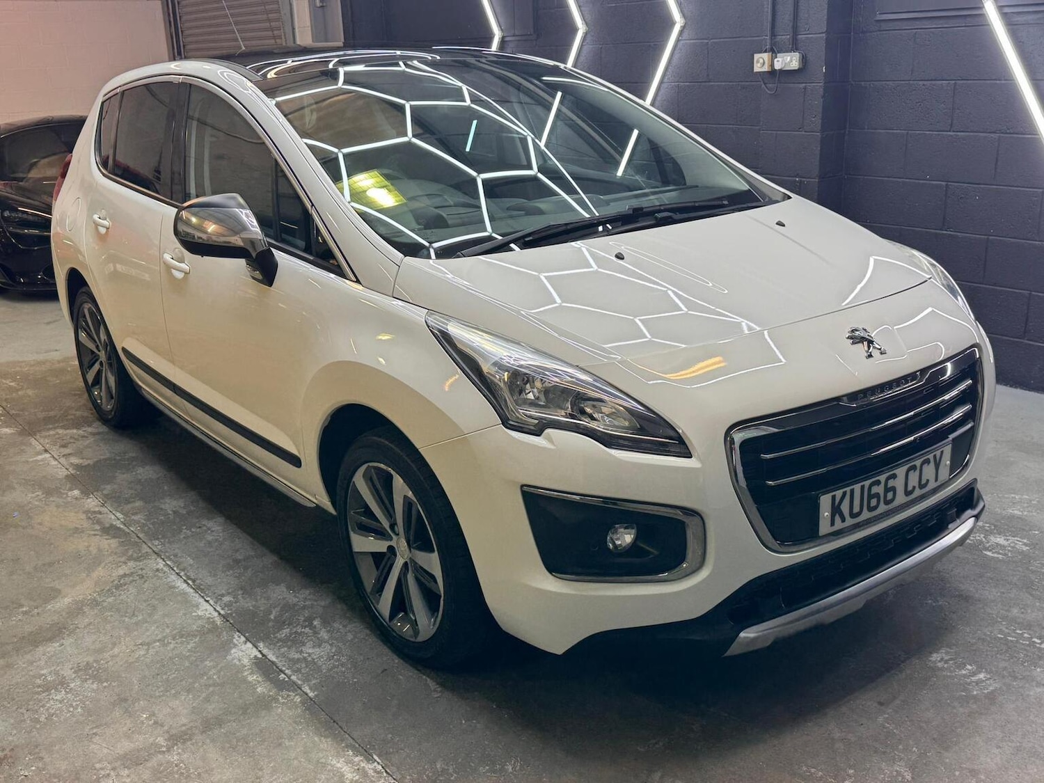 Used Peugeot 3008 2016 for sale - 76918419: Photo 29