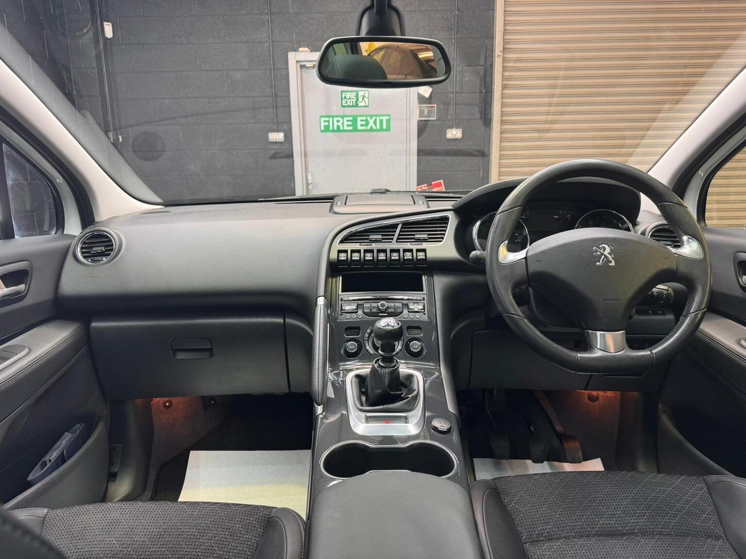 Used Peugeot 3008 2016 for sale - 76918419: Photo 32