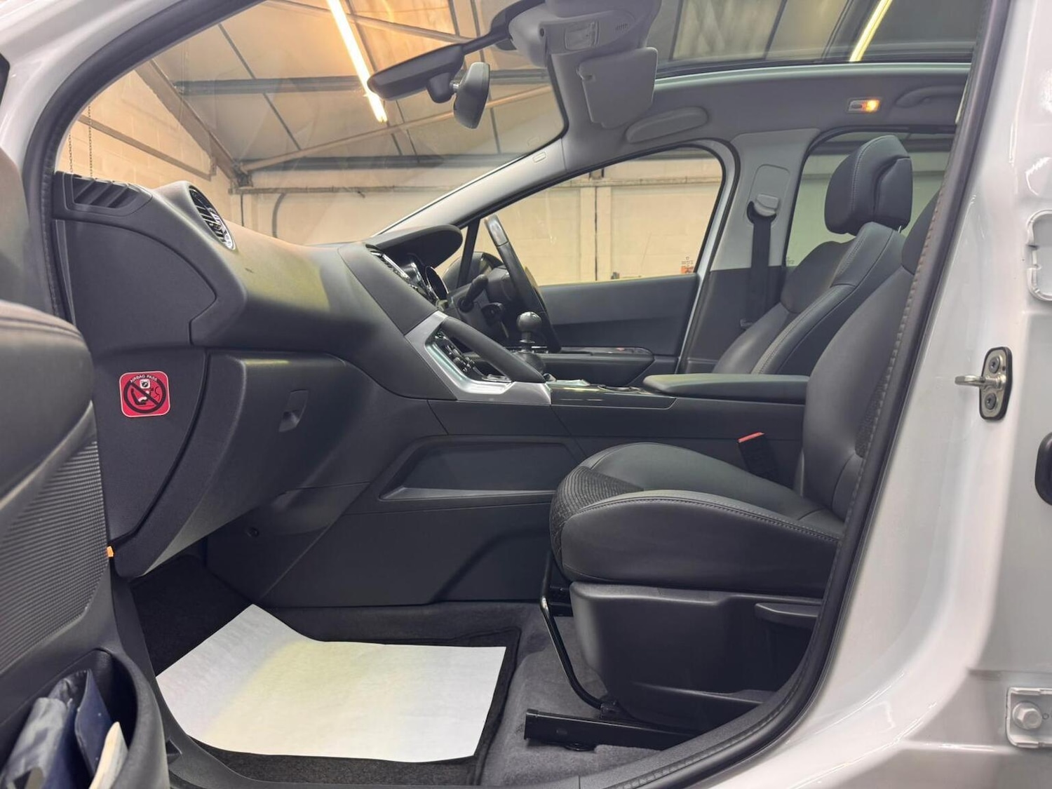 Used Peugeot 3008 2016 for sale - 76918419: Photo 47